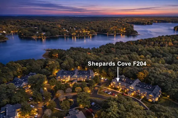 100 Shepards Cove Road #F204, Kittery, ME 03904