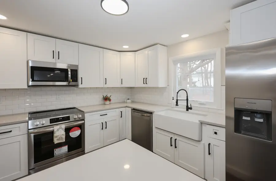 79 Concord Street, Nashua, NH 03064-1960 - #2