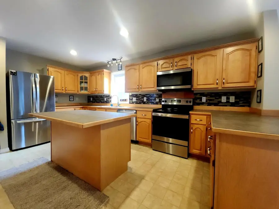 8 Byrne Road, Northwood, NH 03261 - #3