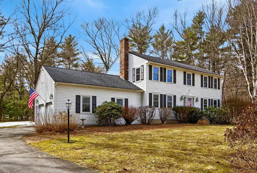 17 Kent Street, Windham, NH 03087 - #2