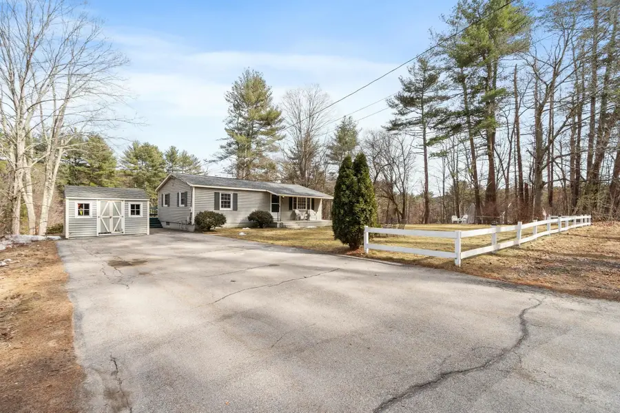 1256 Mammoth Road, Pelham, NH 03076 - #3