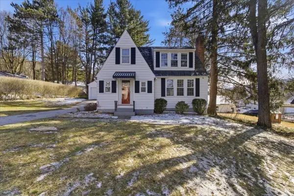 303 Prospect Street, Bennington, VT 05201