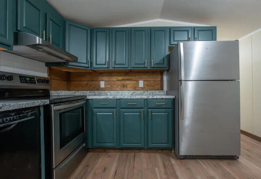 18 Springbrook Street, Hinsdale, NH 03451 - #3