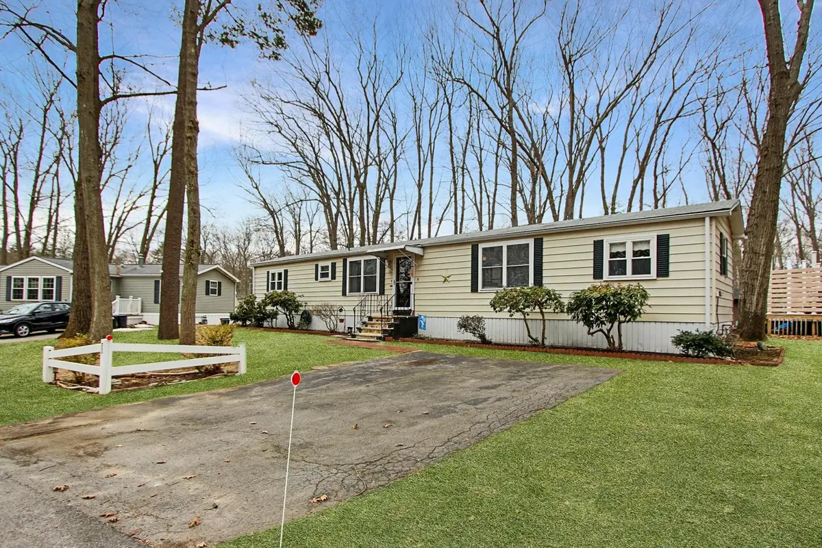 71 Cynthia Circle, Seabrook, NH 03874 - #1