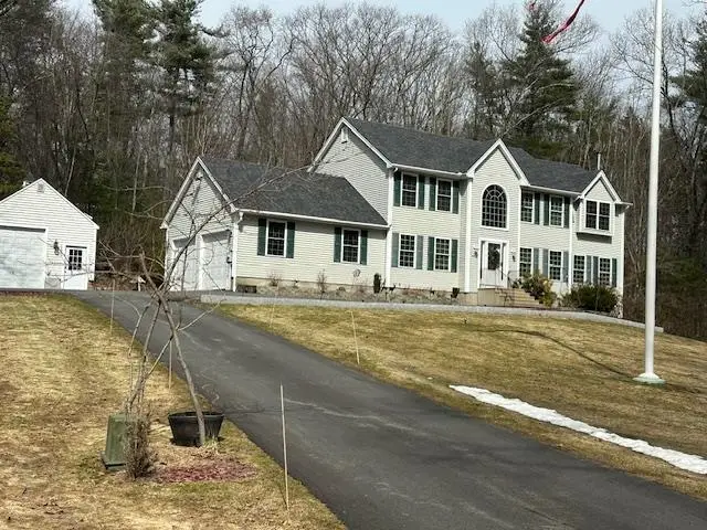 43 Lampton Lane, Derry, NH 03308 - #2