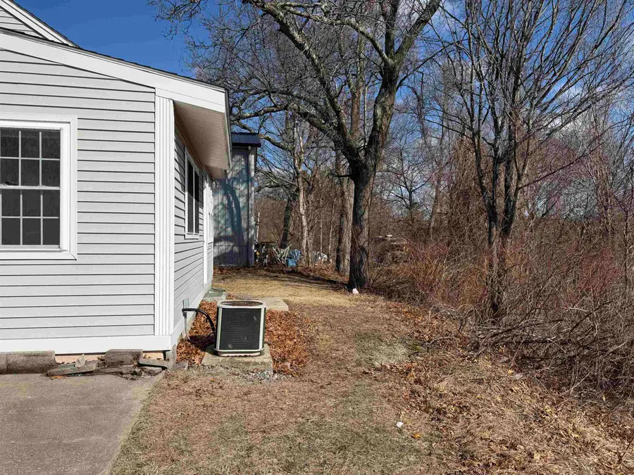 127 Daniel Webster Highway, Merrimack, NH 03054 - #3