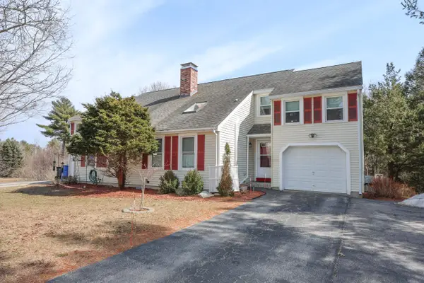 6 Karen Lane #B, Londonderry, NH 03053