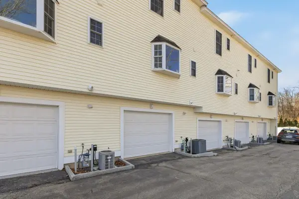 1039 Islington Street #4, Portsmouth, NH 03801