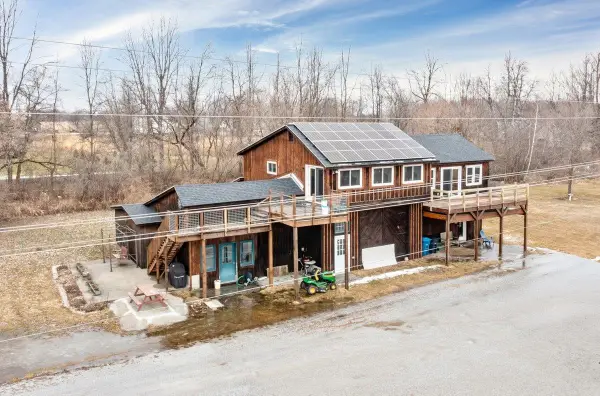 95 Center Bay Road, Alburgh, VT 05440