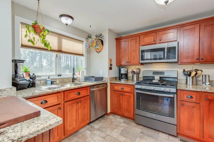 15 Newells Meadow Lane, Derry, NH 03038 - #3