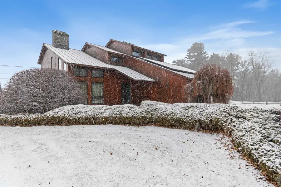 564 South Bay Circle, Colchester, VT 05446 - #2