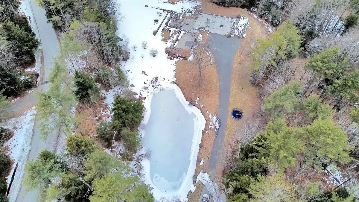 398 Valley View Road, Hartford, VT 05001 - #1