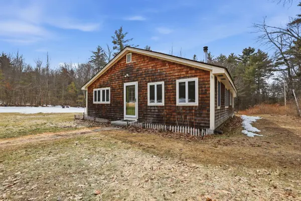 535 Old Greenfield Road, Peterborough, NH 03458