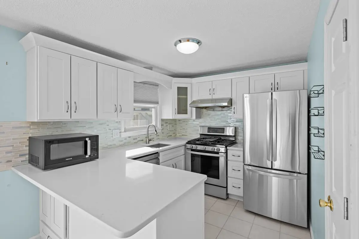 31 Bluestone Drive, Nashua, NH 03060 - #1