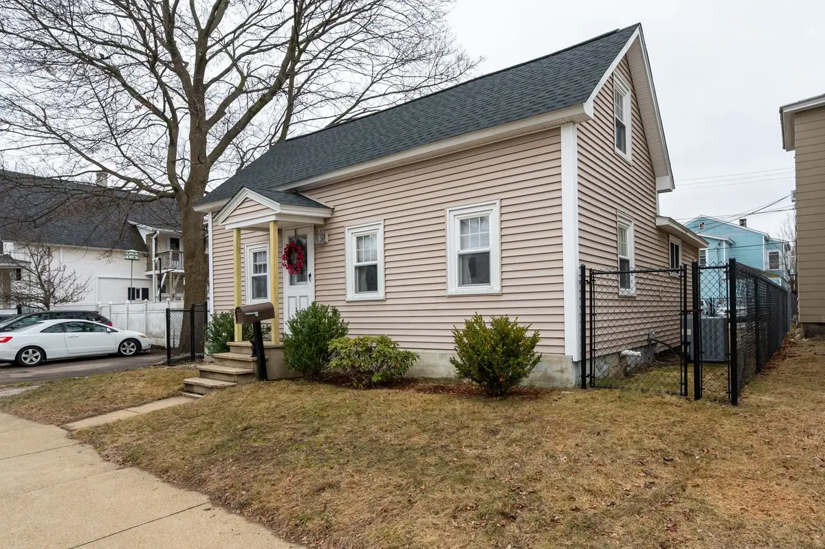 435 Central Street, Manchester, NH 03103 - #1