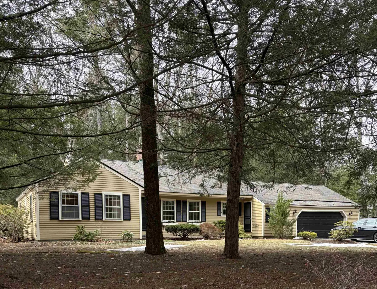 28 Wendover Way, Bedford, NH 03110 - #1