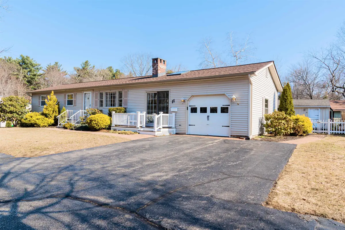 11 Suzanne Drive, Portsmouth, NH 03801 - #1