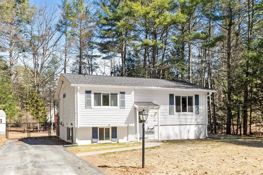 21 Hastings Circle, Hinsdale, NH 03451 - #3