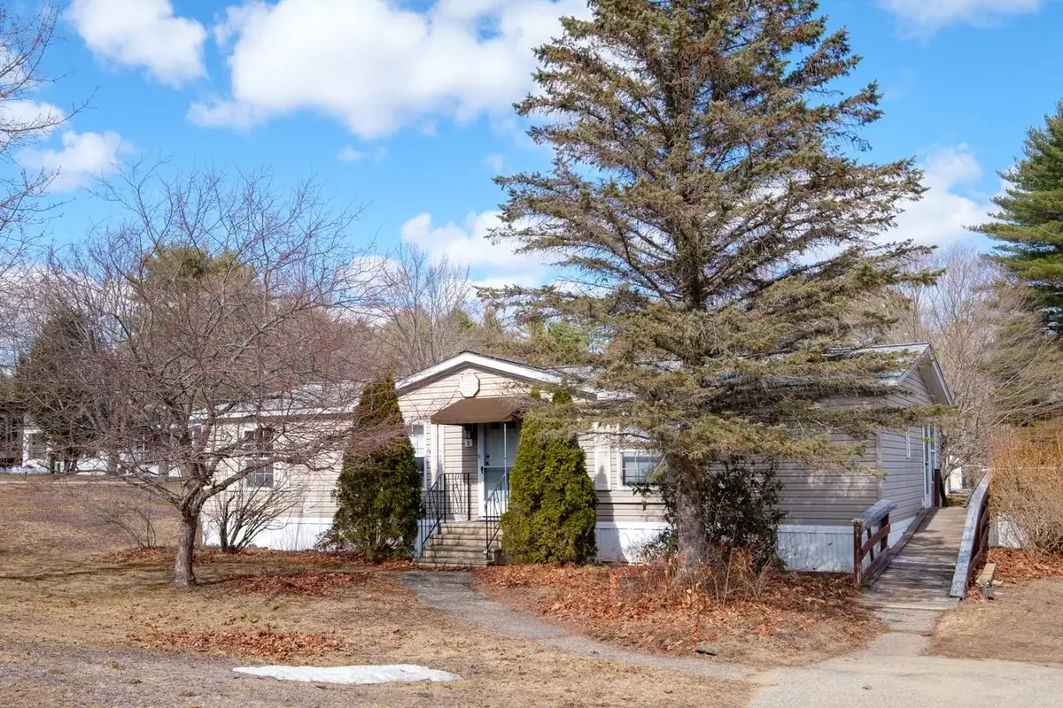 2 Sagamore Lane, Rochester, NH 03867 - #1
