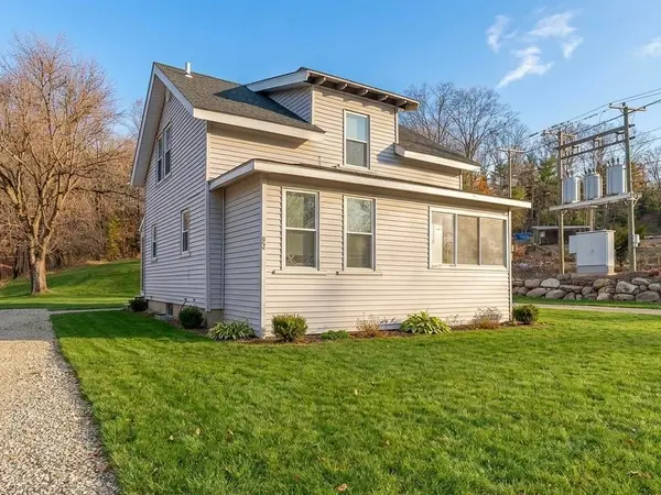 82  Howard Street, Winchester, NH 03470