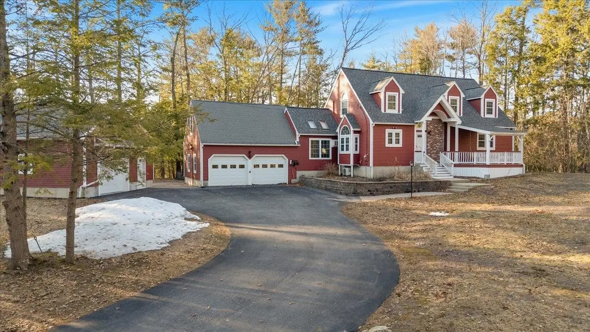 24 Oak Ridge Road, Sandown, NH 03873 - #1