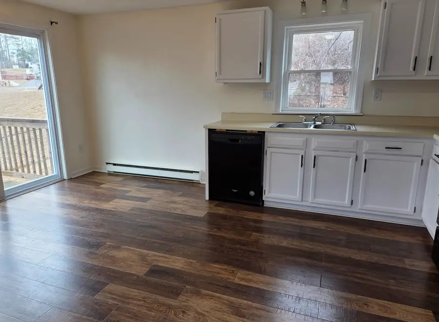 3L Little John Court, Derry, NH 03038 - #3