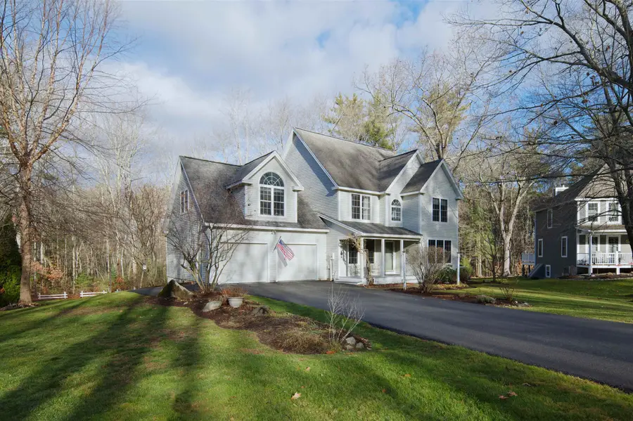 34 Kinloch Drive, Stratham, NH 03885 - #2