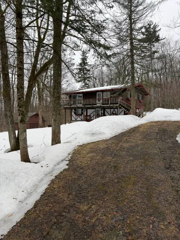 773 Oberdorf Road, Readsboro, VT 05350