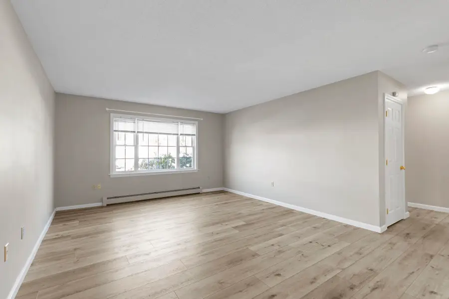 50 Brookside Drive #J1, Exeter, NH 03833 - #3