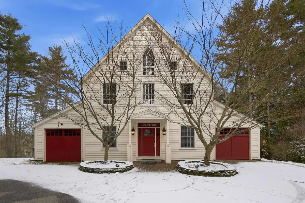 182 Winnicutt Road, Stratham, NH 03885 - #1