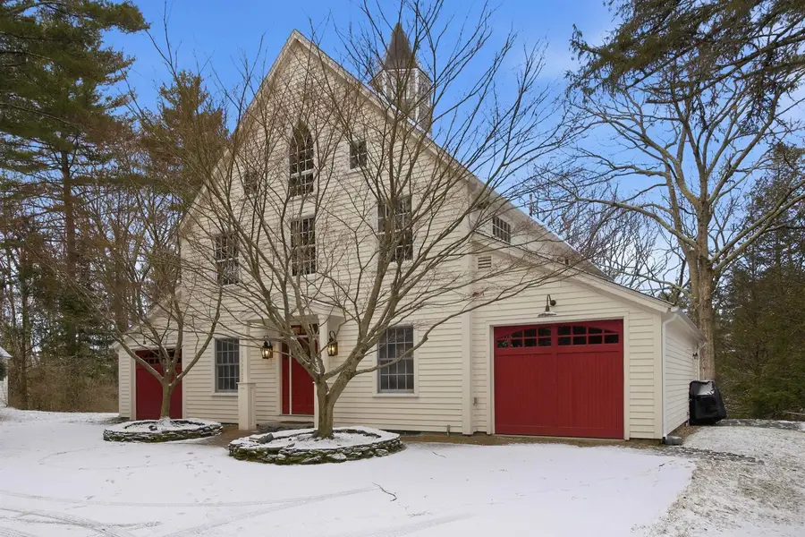 182 Winnicutt Road, Stratham, NH 03885 - #2