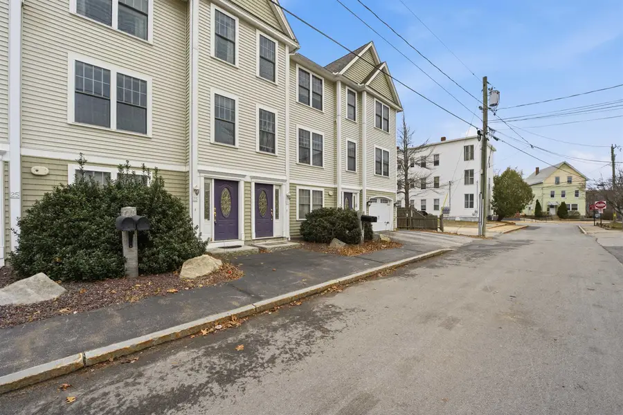 23 Krakow Avenue, Manchester, NH 03103 - #3
