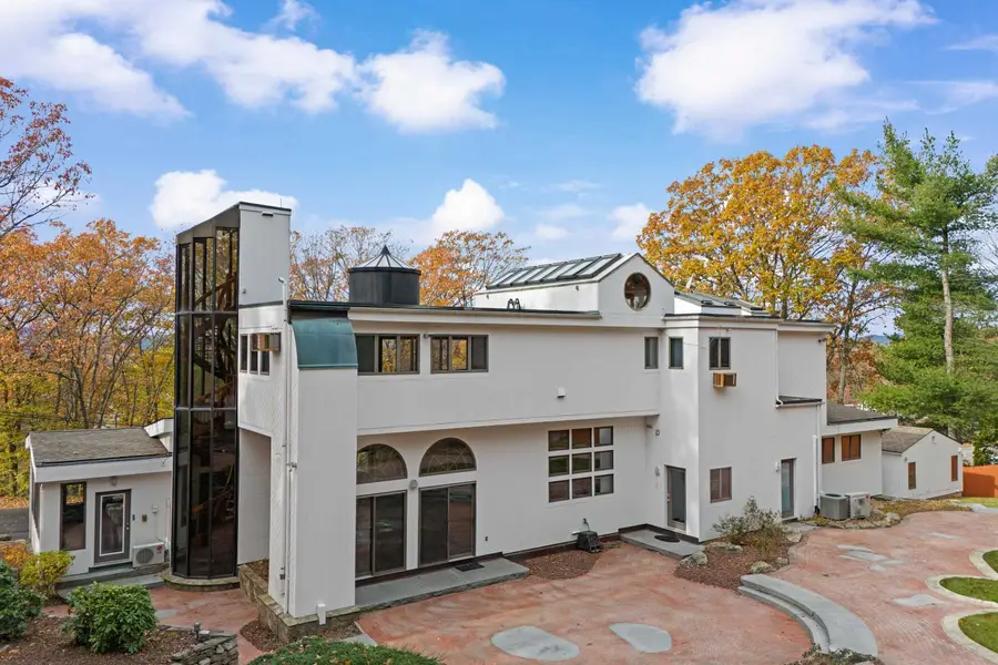 143 High Ridge Road, Manchester, NH 03104 - #3