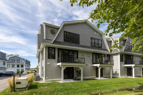 28 Little Bay Drive, Dover, NH 03820