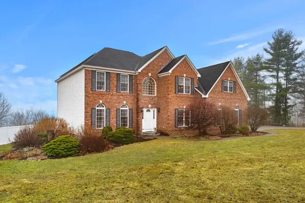 115 Roosevelt Road, Weare, NH 03281