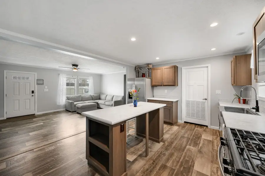 134 Hill Top Circle, Richmond, VT 05477 - #2