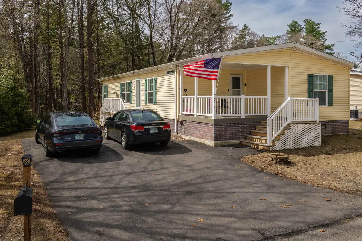 214 Robin Hood Drive, Exeter, NH 03833 - #1