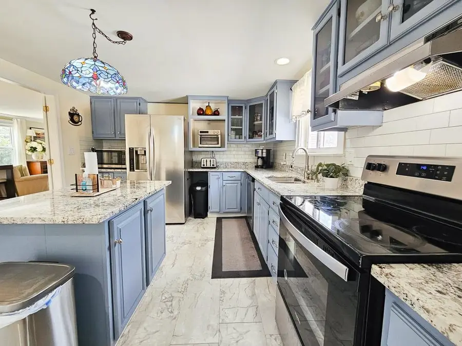 15 Ayers Lane, Dover, NH 03820 - #3