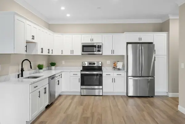 10100 S Willow Street #208, Manchester, NH 03103