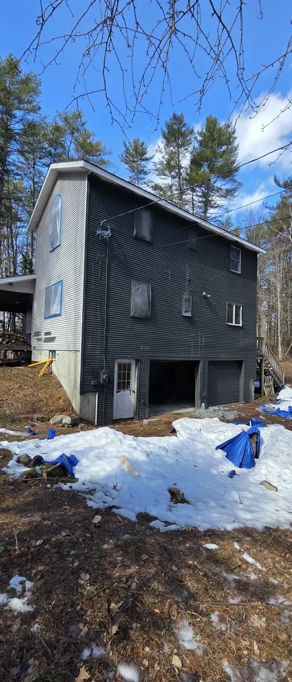 4 Olsen Lane, Wolfeboro, NH 03894