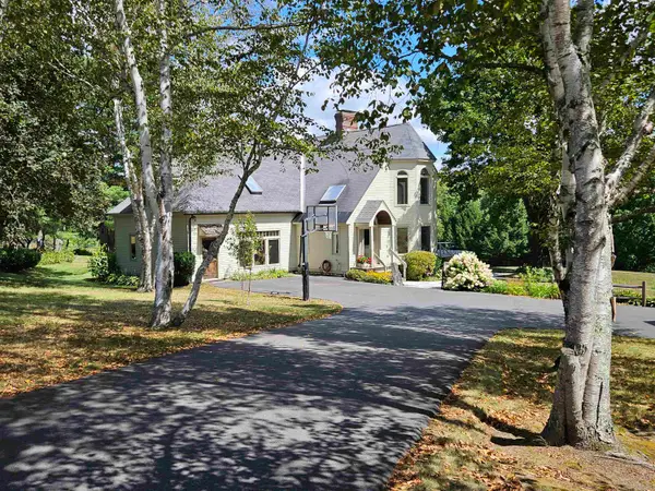 5 Hillwinds North, Brattleboro, VT 05301