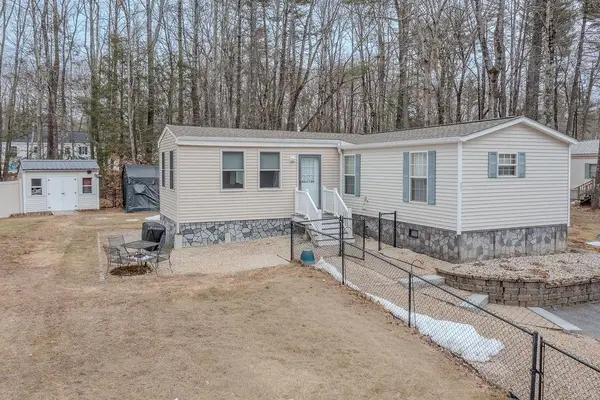 37 Cardinal Way, Barrington, NH 03825