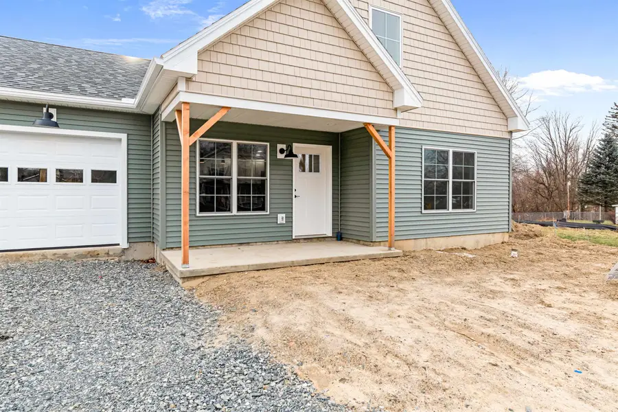 30 Upper Gilman Street #6, Saint Albans, VT 05478 - #2