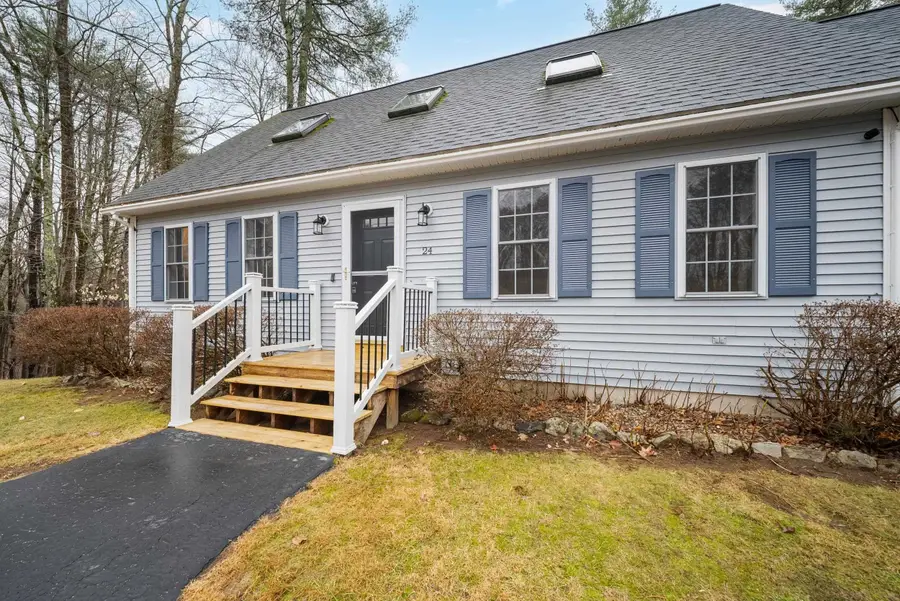24 Prescott Road, Epping, NH 03042 - #3
