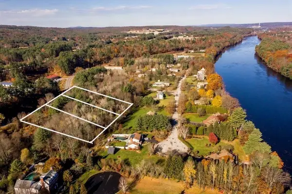 269 West River Road, Hooksett, NH 03106