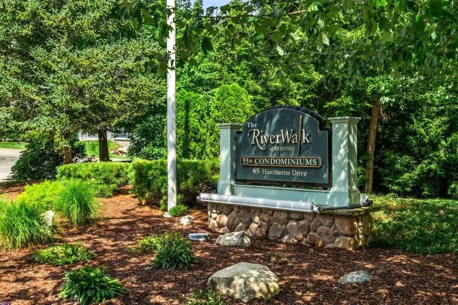 65 Hawthorne Drive #Unit 316, Bedford, NH 03110 - #3