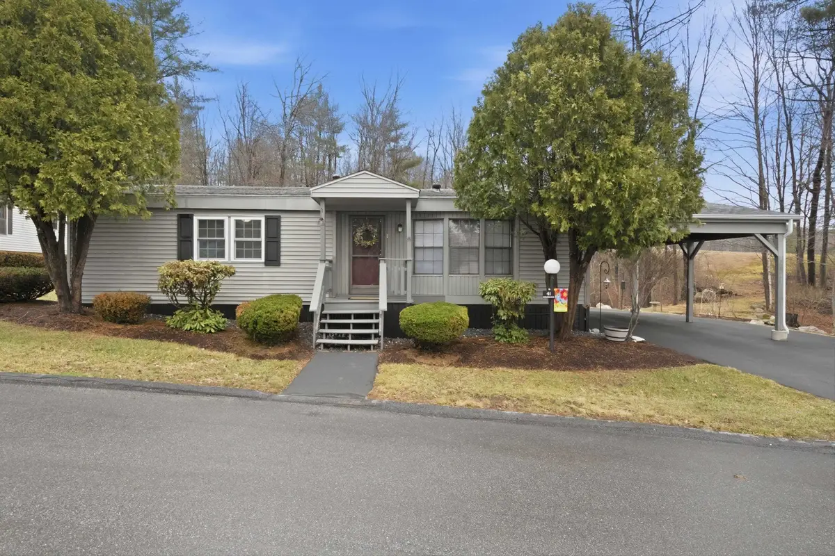 41 Mathew Circle, Goffstown, NH 03045 - #1