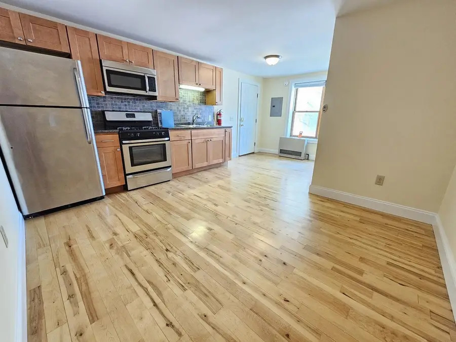 155 Maple Street, Burlington, VT 05401 - #3