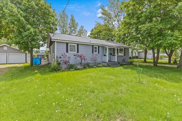 49 Russell Street, St. Albans City, VT 05478