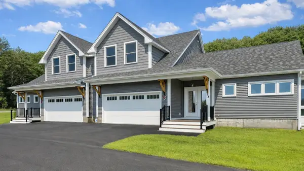 21 Kasnet Drive, Rye, NH 03870